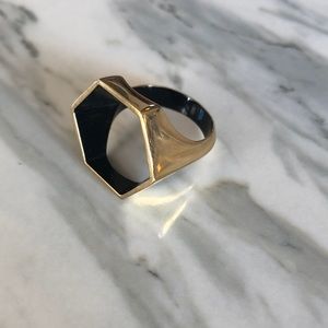 Henri Bendel Ring